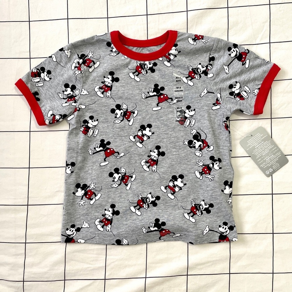 KIDS: nwt disney top